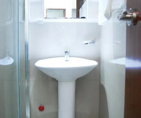 Affordable Makati Serviced Apartamento *