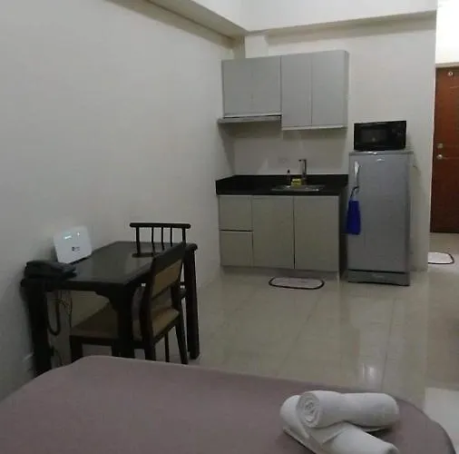 Affordable Makati Serviced * 마닐라